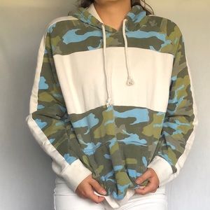 Camo hoodie soza XL